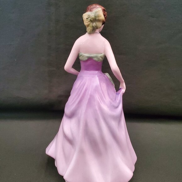 Vintage Royal Doulton Jessica 1997 Figure of the Year original $300 - Picture 8 of 14